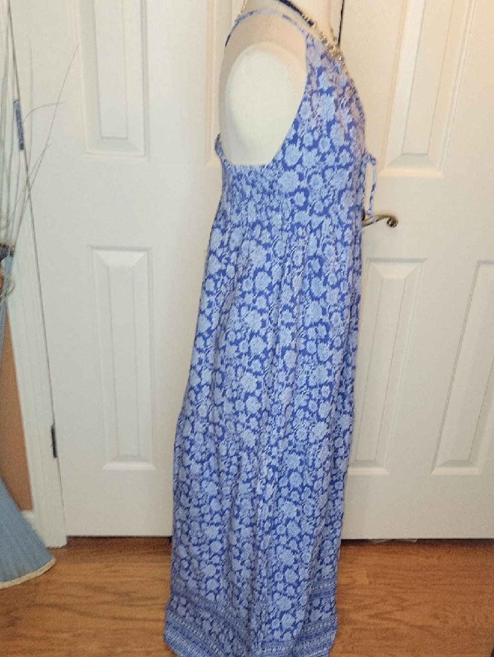 Blue Floral Halter Maxi Dress - Women - Picture 4 of 8